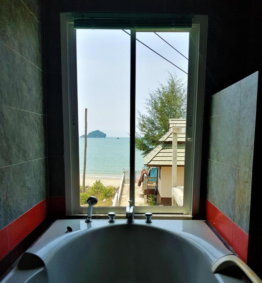 Sea Smile Resort Prachuap Khiri Khan Exterior photo