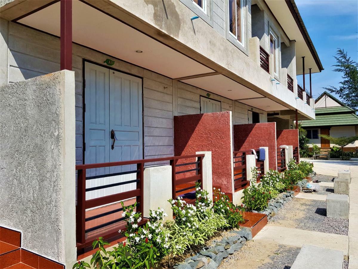 Sea Smile Resort Prachuap Khiri Khan Exterior photo